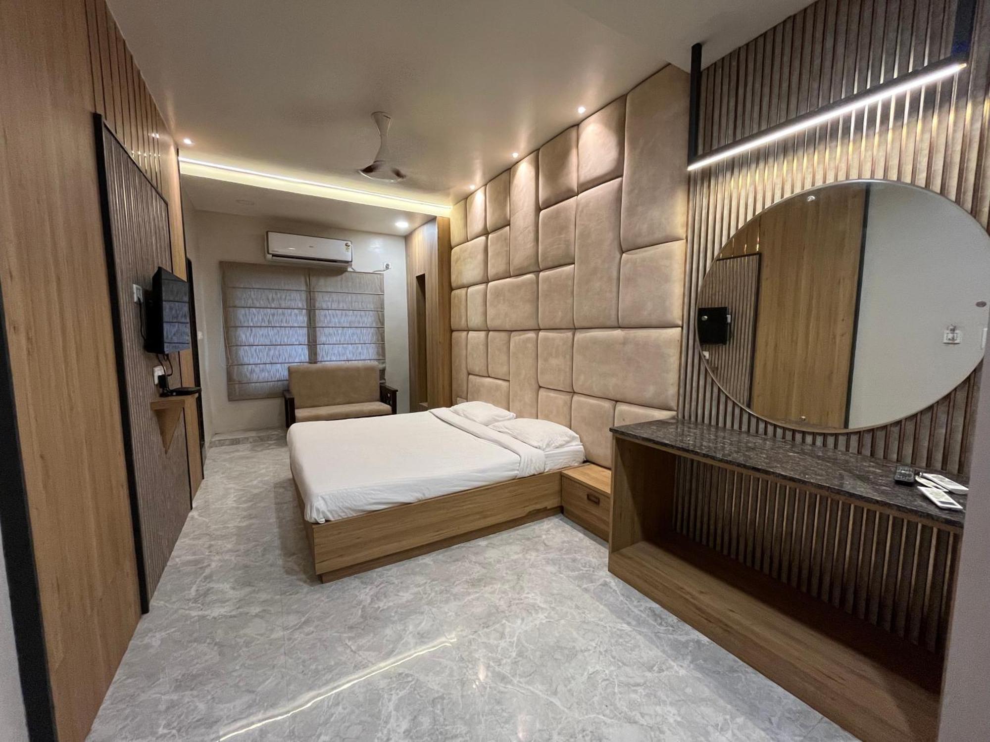 Hotel Soho House By Jayshrea Chandrapur Exterior foto