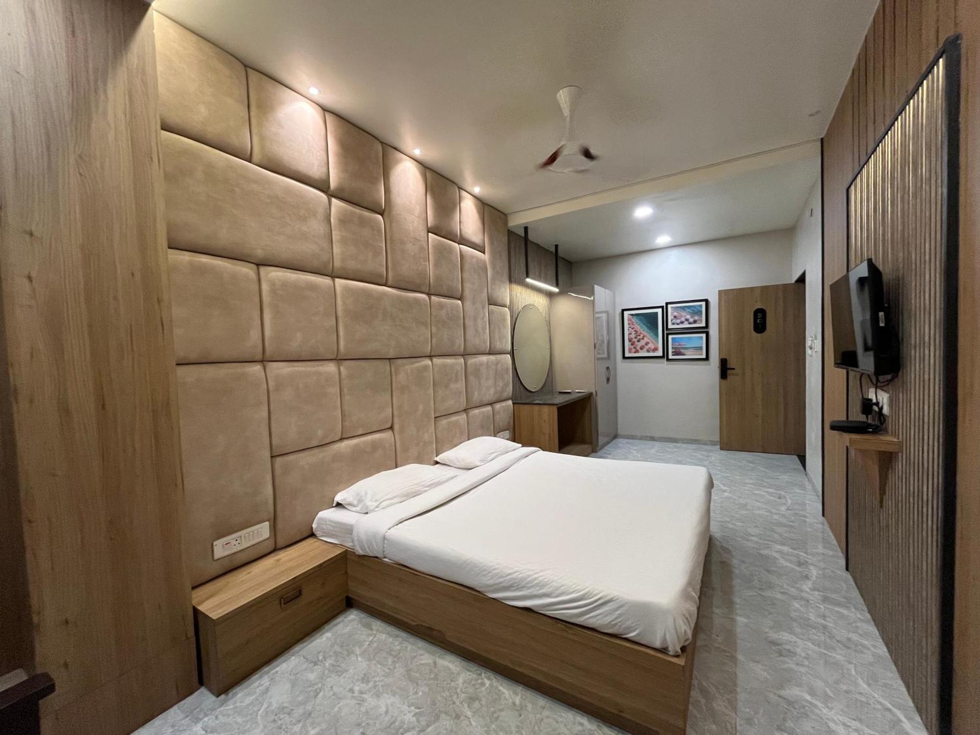 Hotel Soho House By Jayshrea Chandrapur Exterior foto
